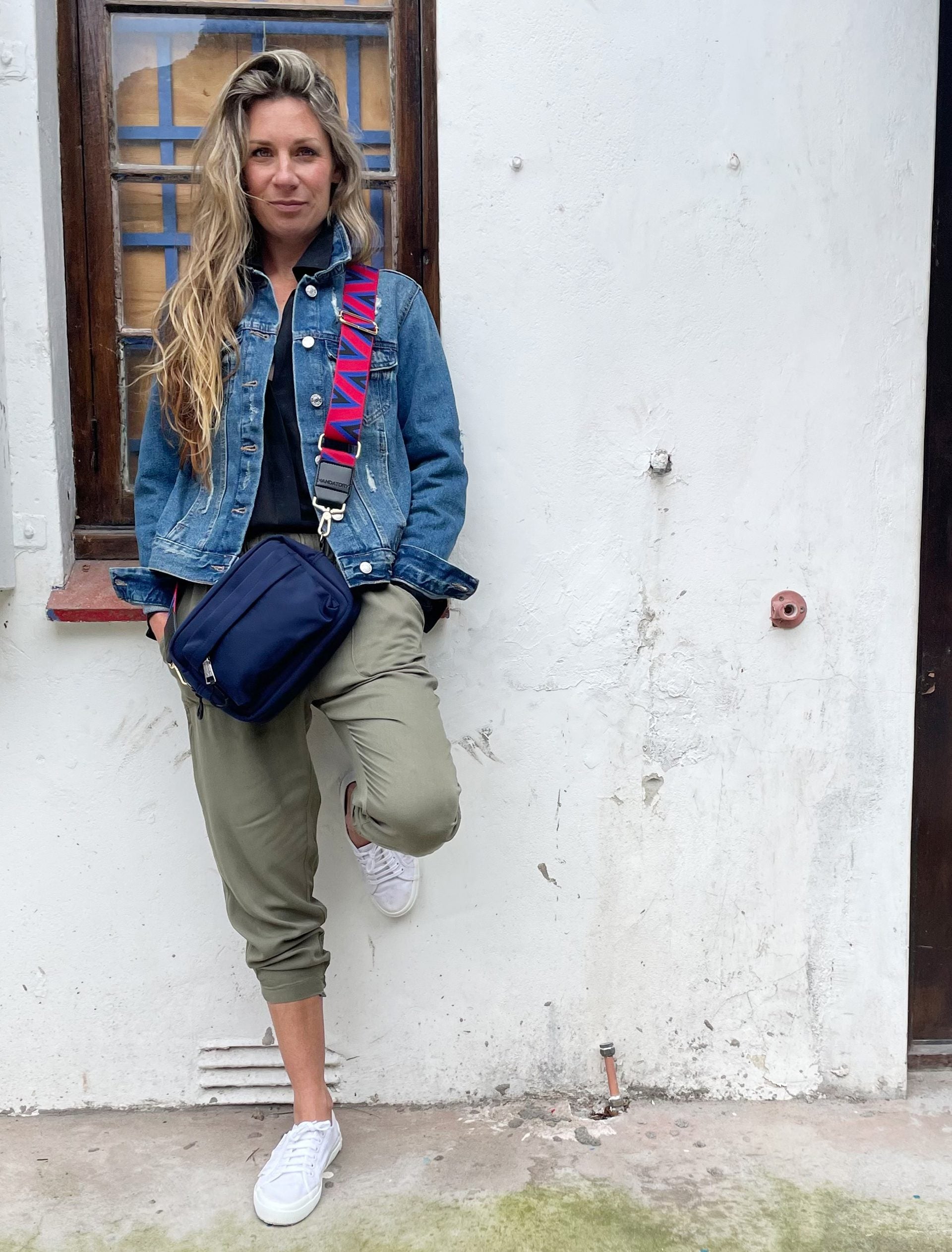 The Hero – Urban Navy Crossbody Bag | Water-Resistant Everyday
