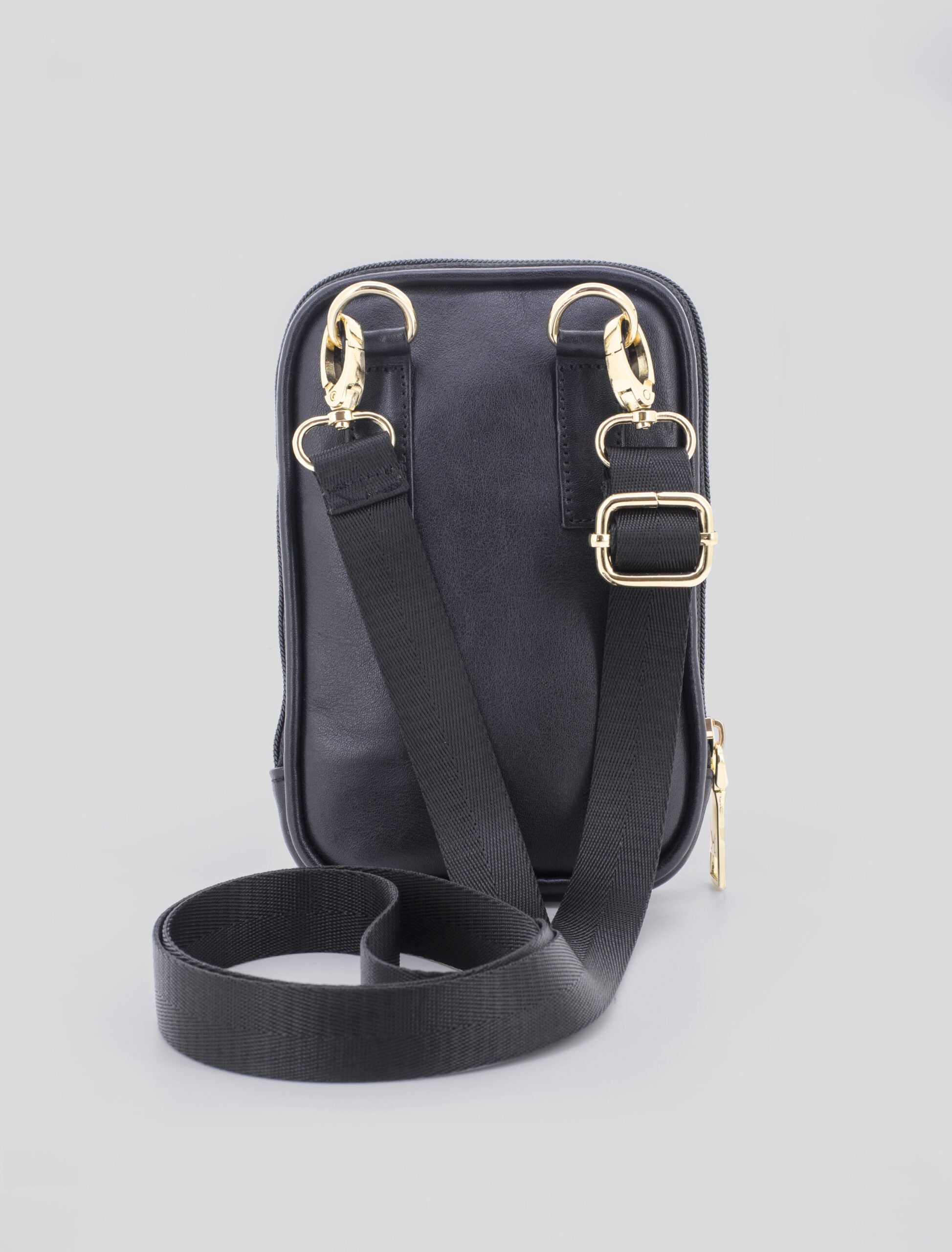 The City Sling Bag