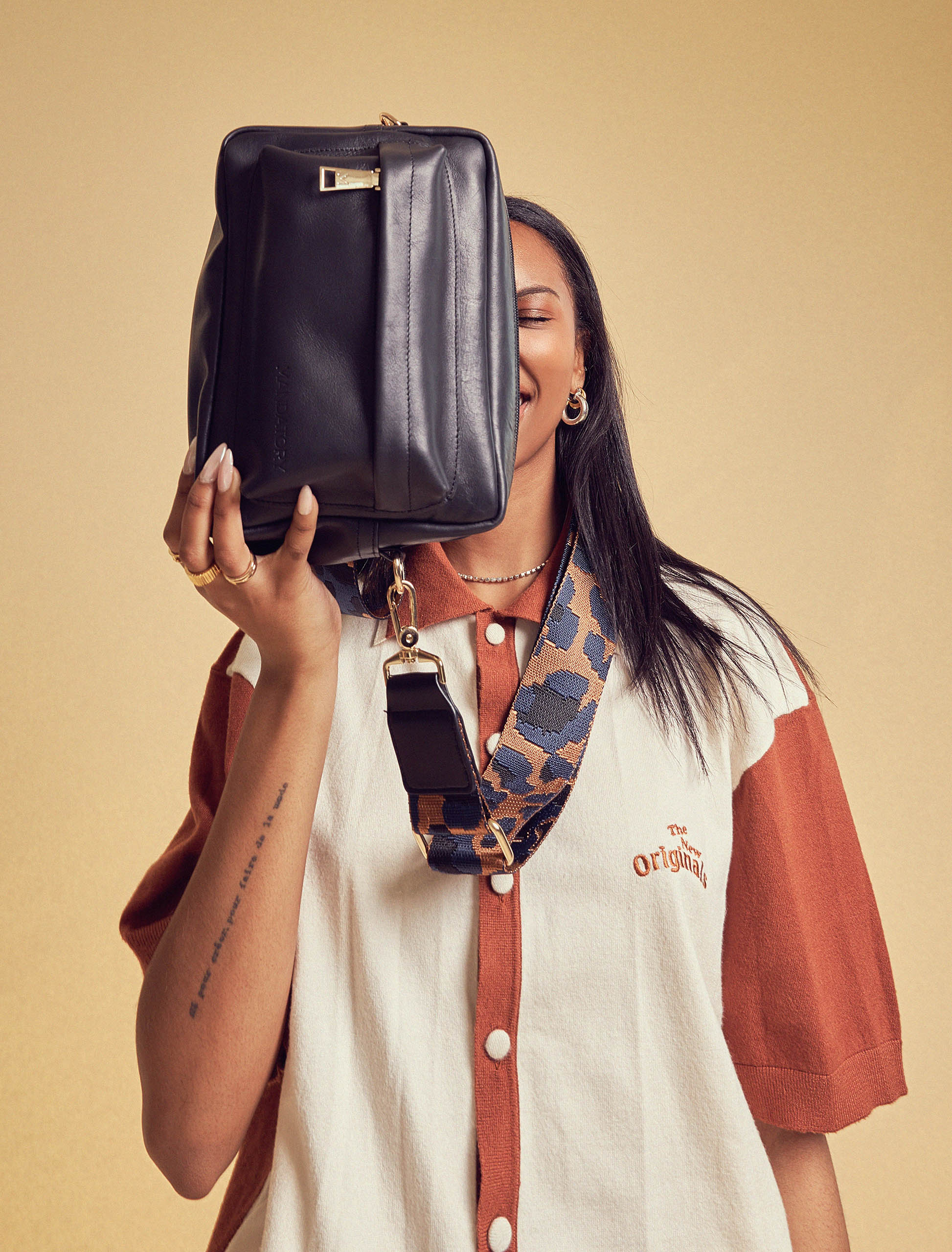 soldout【新品未使用】I'm Your HERO Balancer The Hero Leather Crossbody – Black | Handcrafted Everyday